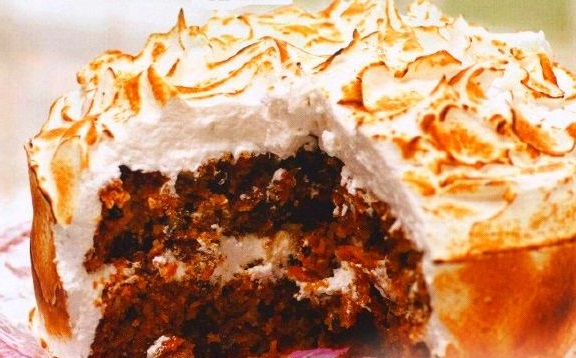 Carrot cake with protein cream