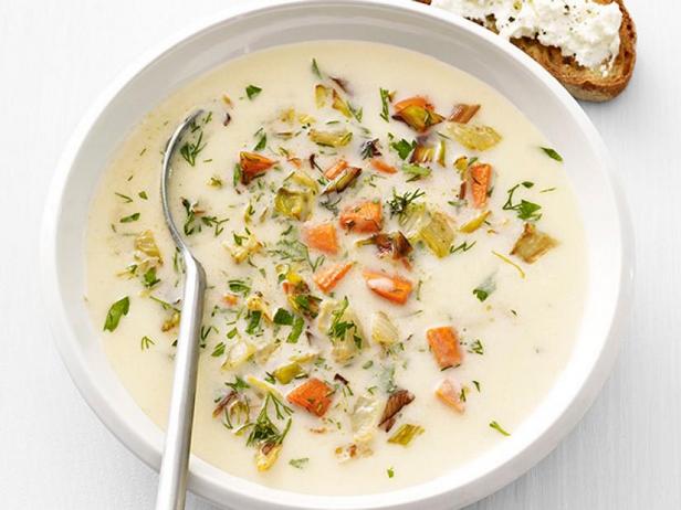 Potato soup with fennel