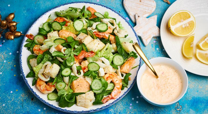 Seafood salad with fish and seafood