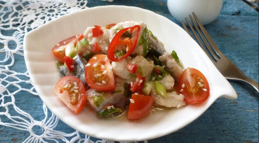 Mackerel ceviche with tomatoes
