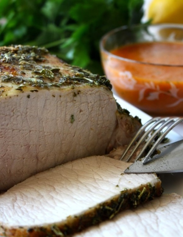Oven-baked pork loin with red sauce