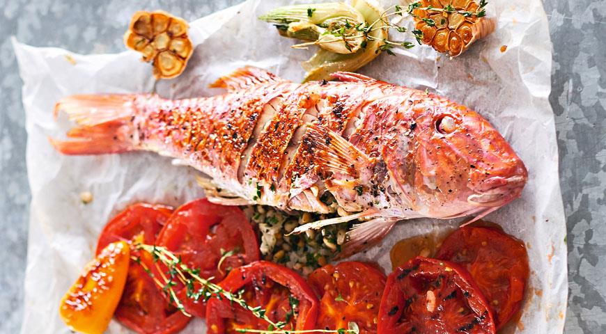 Red mullet stuffed with pine nuts