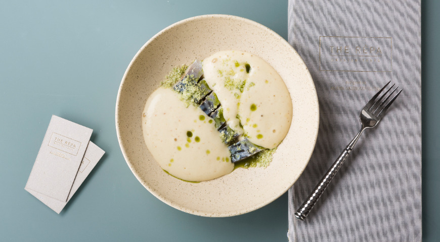 Mackerel with potato soup and dill oil