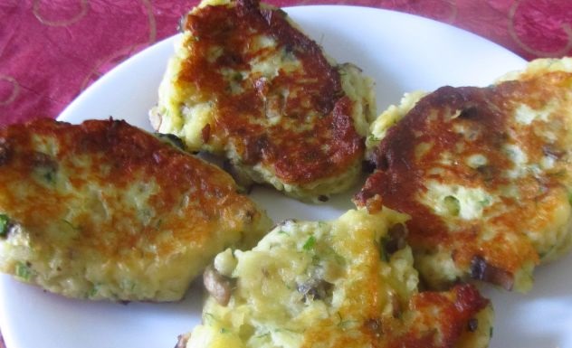 Potato cutlets with mushrooms