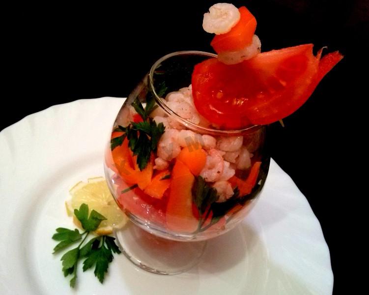 SEA COCKTAIL SALAD WITH SHRIMPS