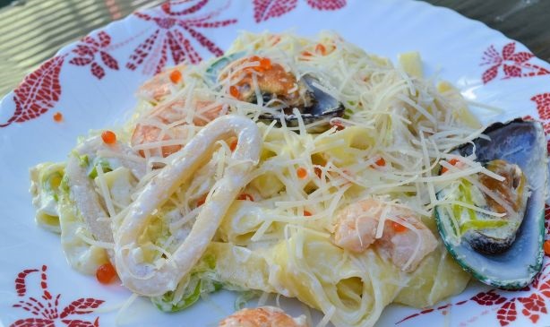 Cool Pasta with seafood