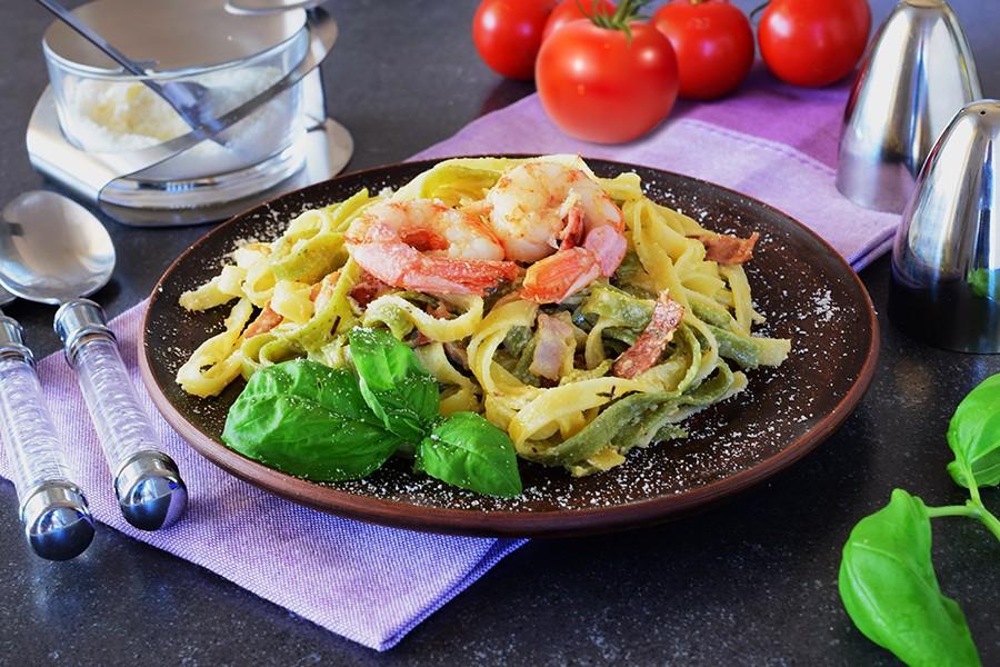 PASTA WITH ROYAL SHRIMPS IN CREAM SAUCE