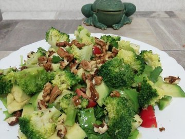 Fresh vegetable salad with avocado