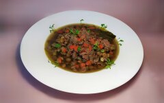 Lentil soup with chicken liver