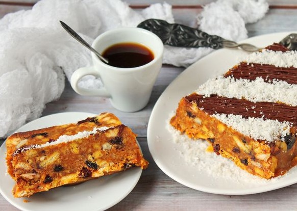 Carrot cake with cookies, condensed milk, nuts and raisins (without baking)