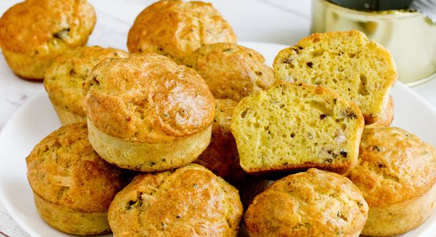 Snack muffins with canned fish and cheese