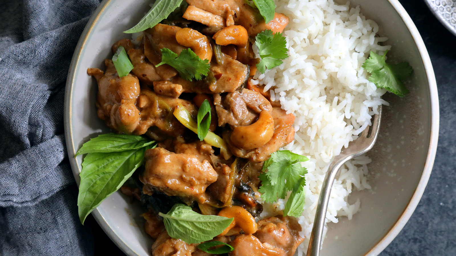 Sesame Chicken With Cashews and Dates