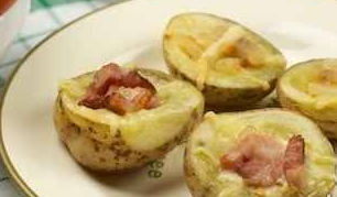 Baked potatoes with lard and cheese