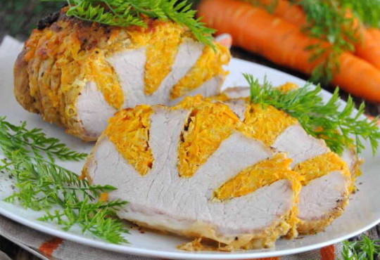 Baked pork loin with carrots and cheese