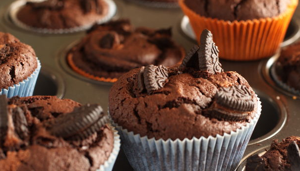 Chocolate cupcakes with Oreo cookies