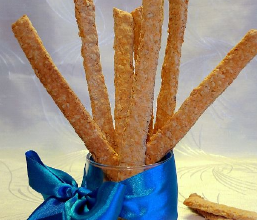 Oatmeal sticks with cheese
