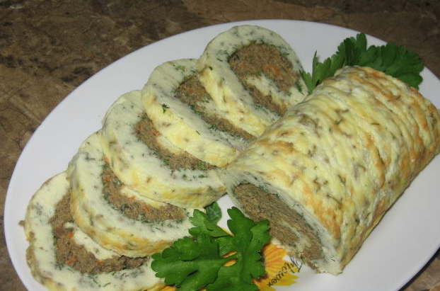 Omelette roll with liver pate
