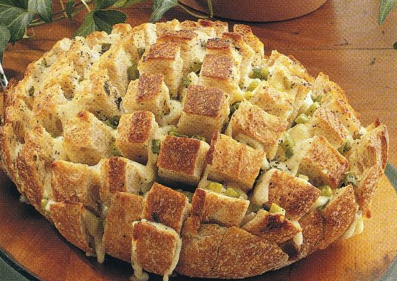 Snack bread with cheese and onions