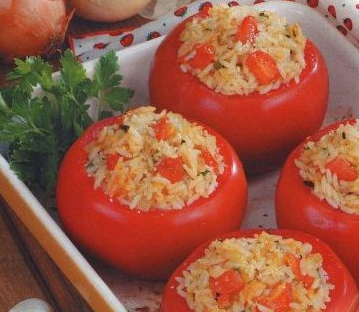 Rice stuffed tomatoes