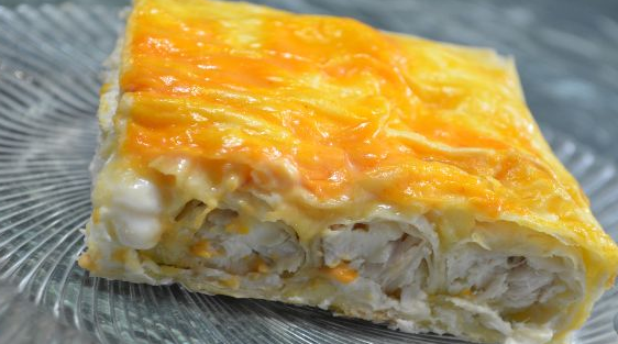 Lavash pie with chicken and cheese (in the oven)