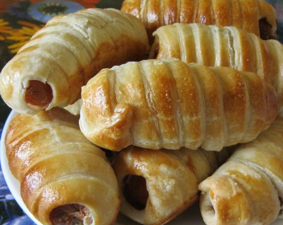 Tasty Sausages in puff pastry