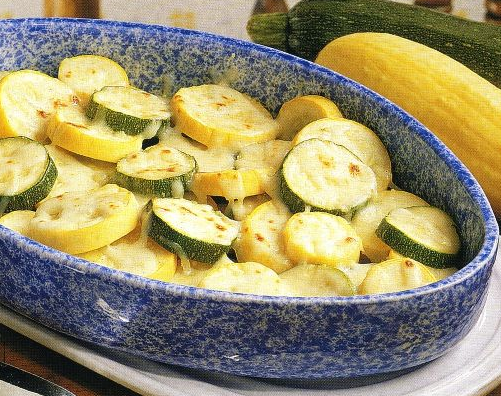 Zucchini with cheese (in the oven)