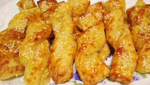 Cheese puff sticks