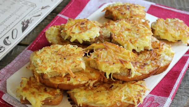 Tasty Sandwiches with potatoes