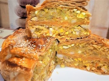 Lazy pita pie with cabbage and meat