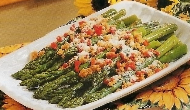 Asparagus with red pepper