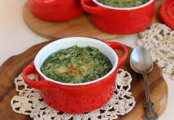 Spinach and carrot soufflé