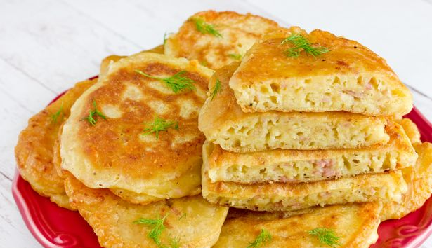 Fritters with ham and cheese