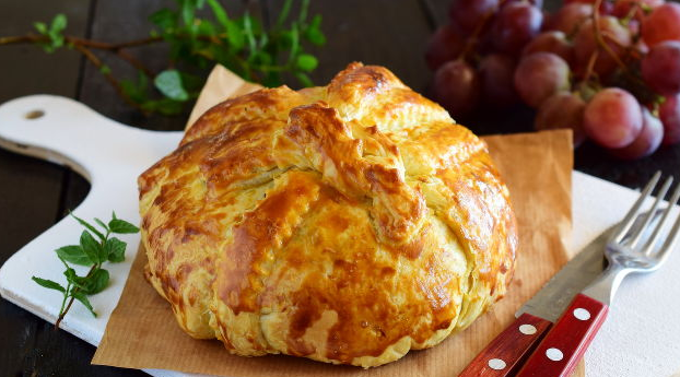 Camembert baked in puff pastry with cranberries