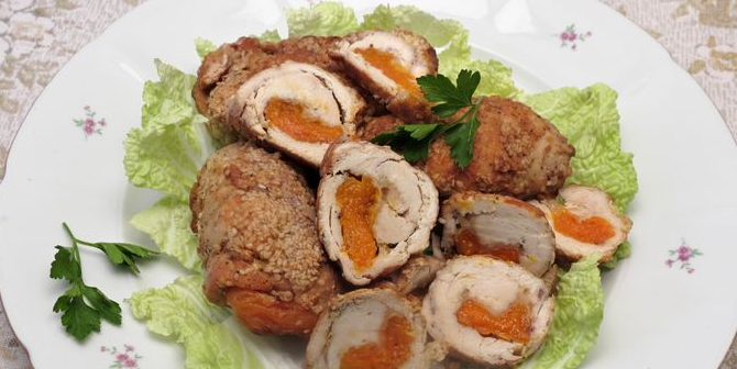 Chicken rolls with cheese, dried apricots and walnuts