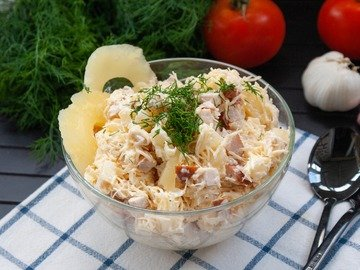 Salad with cheese, smoked chicken and pineapple