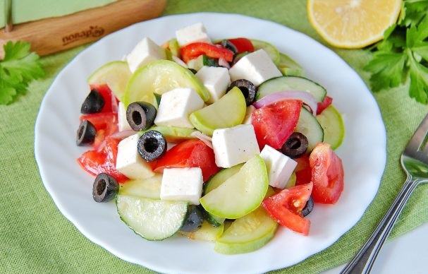 Greek salad with zucchini and tomatoes