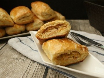 Puff pastry pies