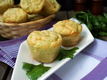 Muffins with zucchini