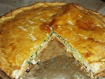 Pie with green onion and egg