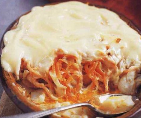 Salad of cod and fried vegetables