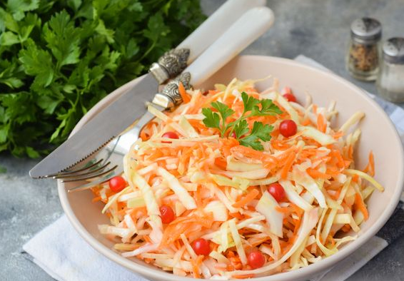 Cabbage and carrot salad with cranberry dressing
