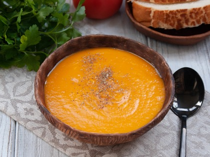 Tomato puree soup with pumpkin