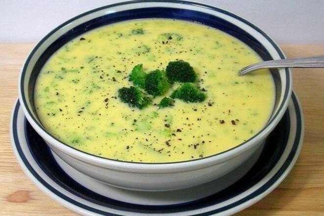 Low Calorie Vegetable Cheese Soup
