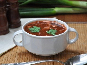 Chili con carne soup in a slow cooker