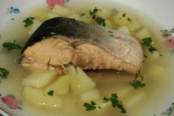 Canned pink salmon ear with barley