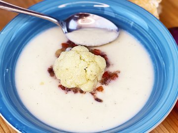 Very tasty Diet cauliflower soup