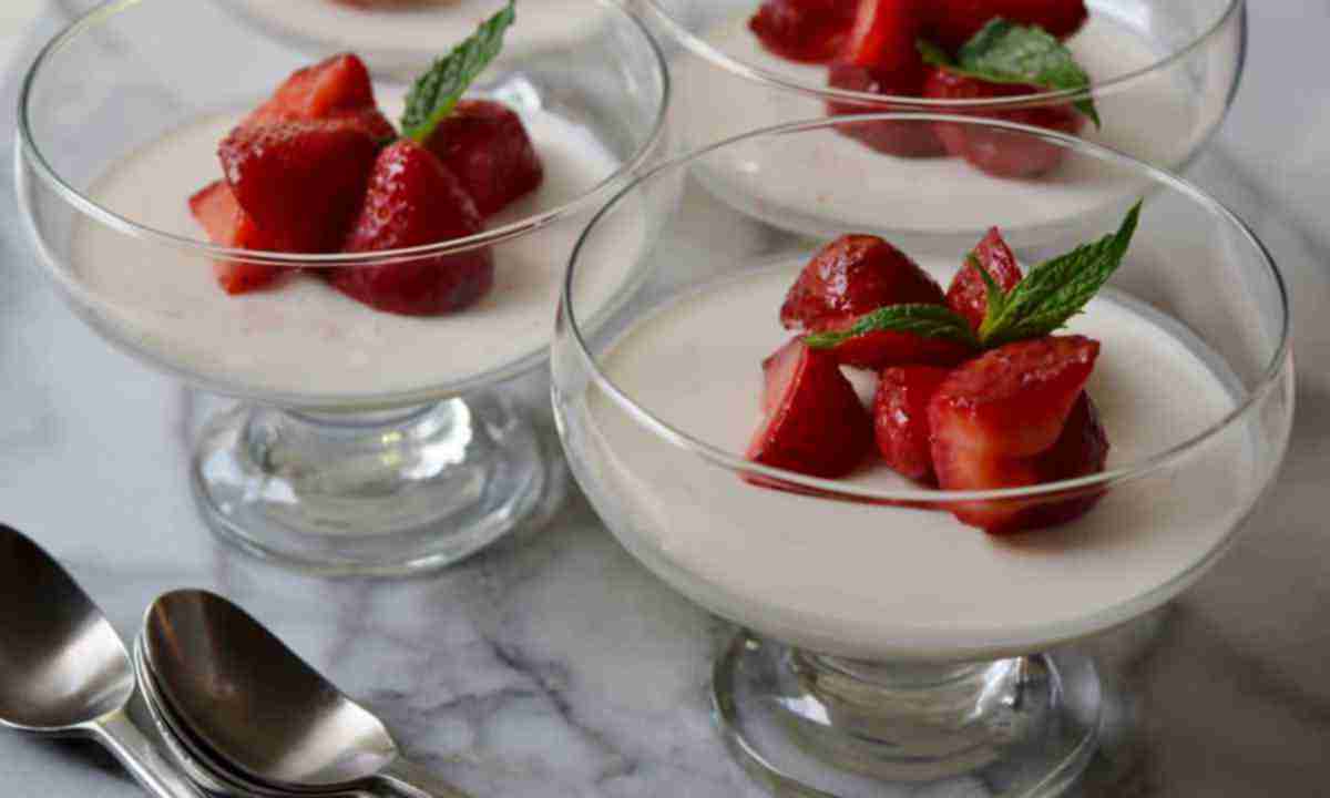 Dietary sour cream panna cotta - without cream