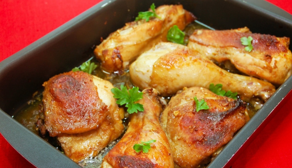 Chicken marinated with mustard and soy sauce