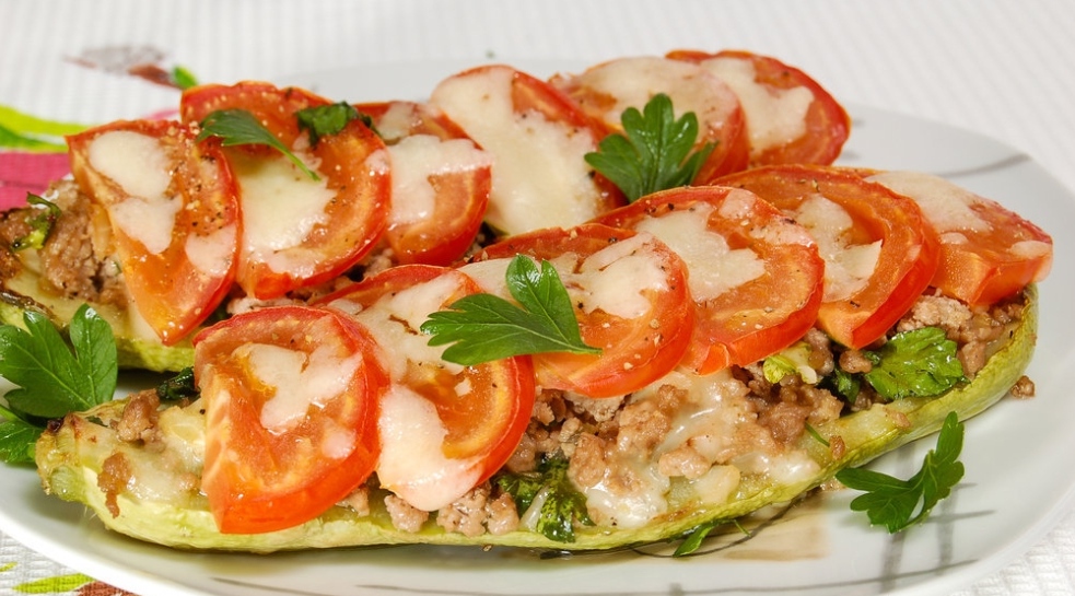 Zucchini boats with meat filling