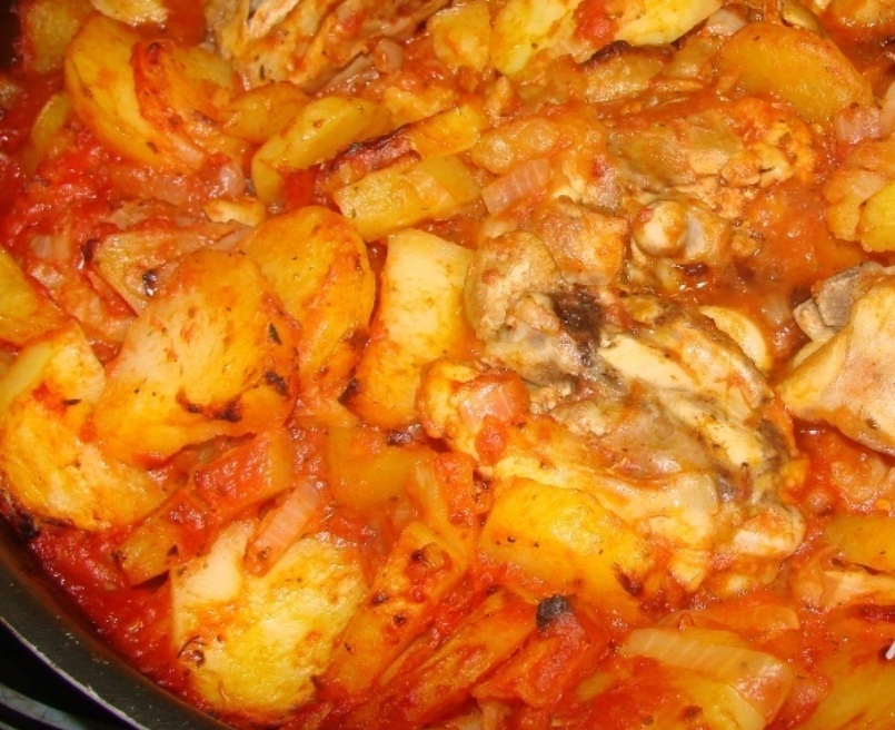Frah tagen - arabic chicken and potatoes